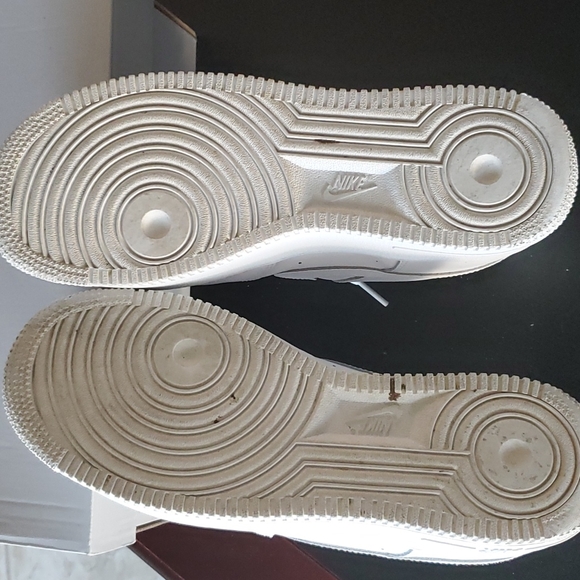 AIR FORCE 1 - Picture 5 of 5